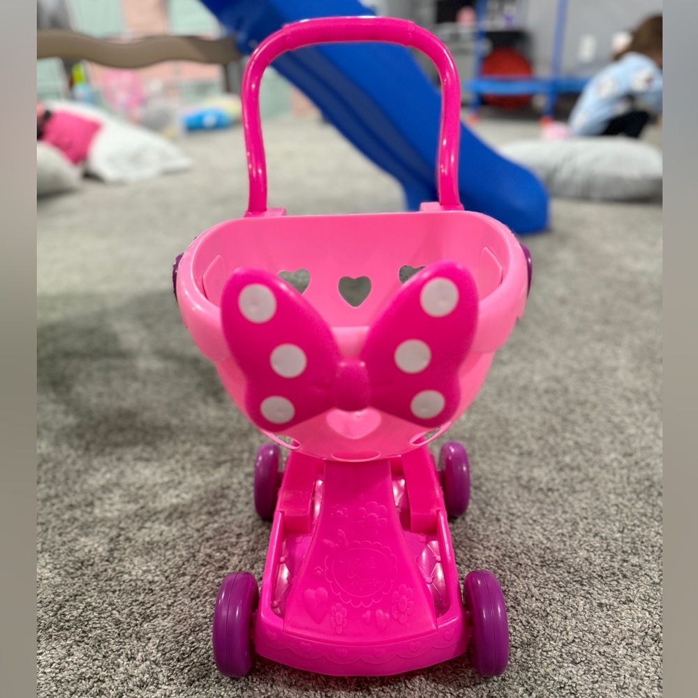 Minnie Mouse Toy Shopping Cart - Picture 2 of 5